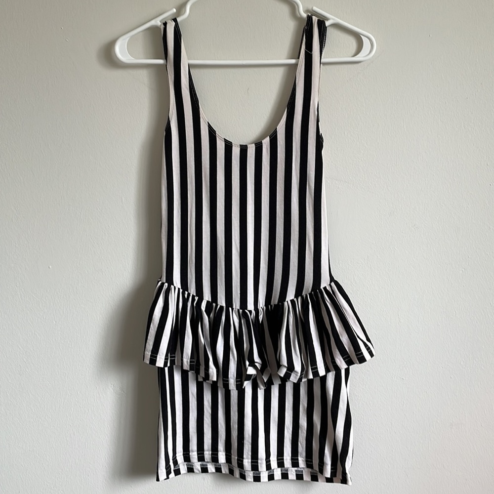 3/$30 Black and White Stripe Mini Dress By Forever 21, Size S, Great Condition.